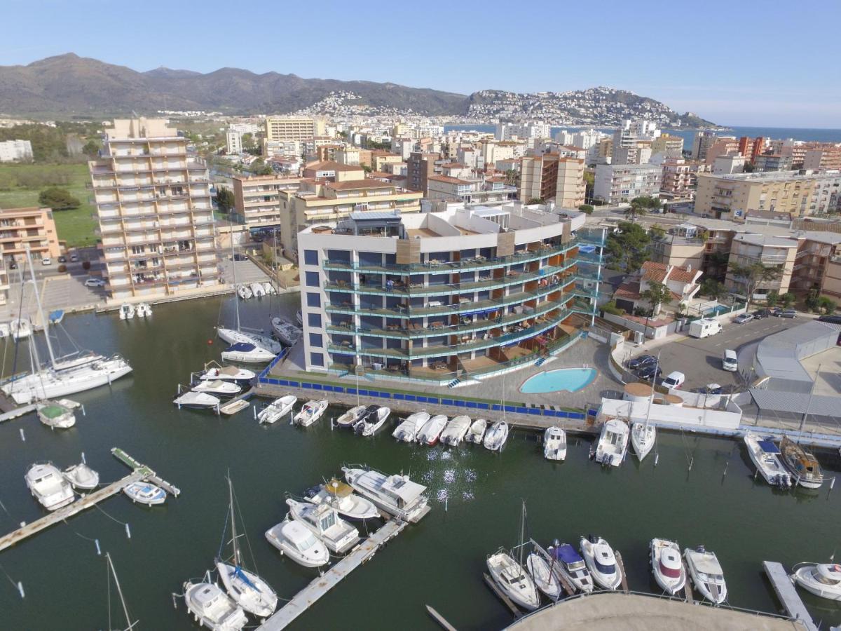Rnet - Apartments Roses Port Trebol エクステリア 写真