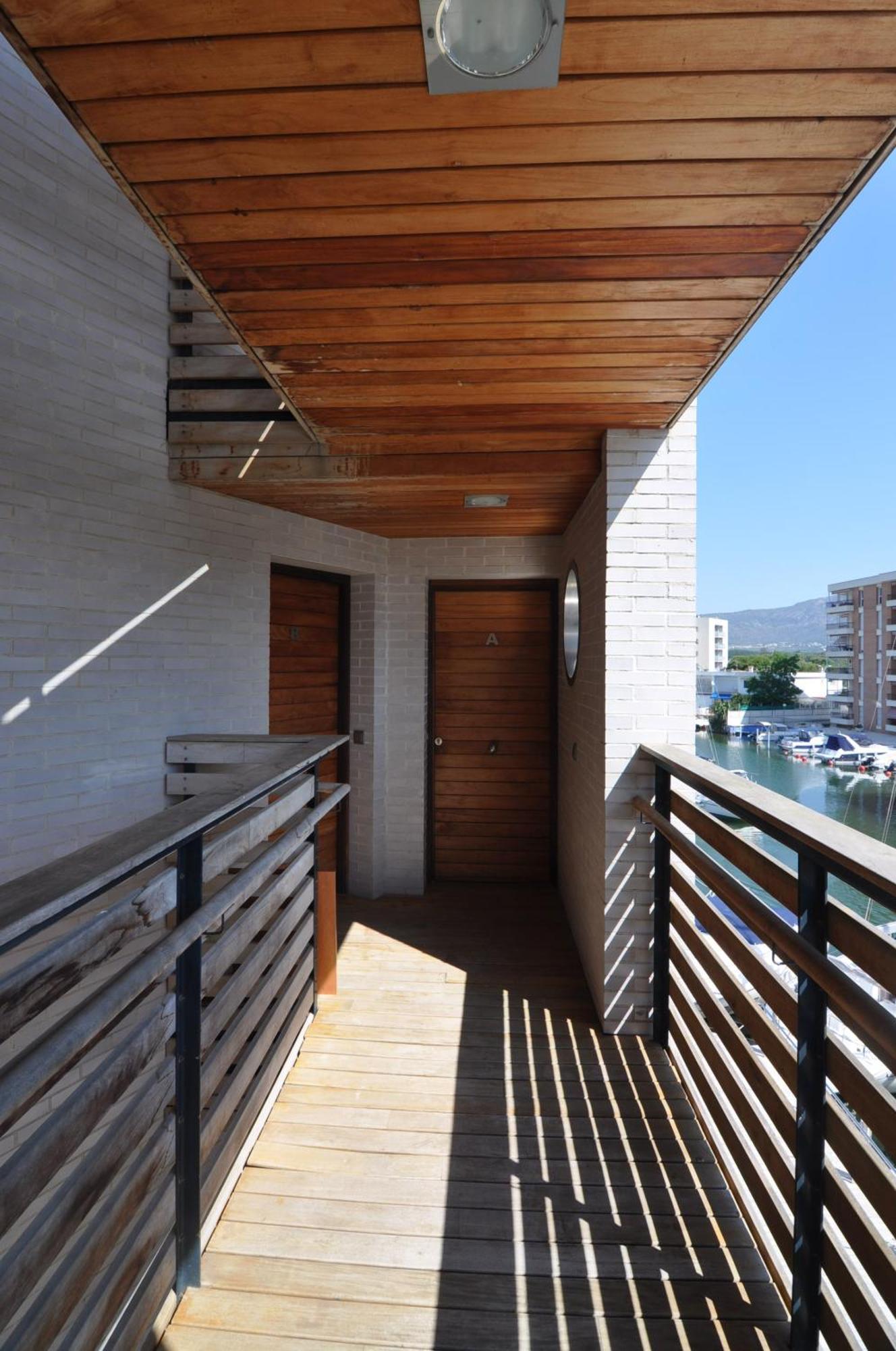 Rnet - Apartments Roses Port Trebol エクステリア 写真